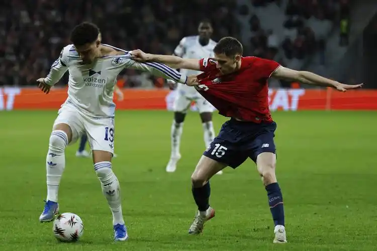 欧冠对决：皇家马德里 VS 巴黎圣日耳曼